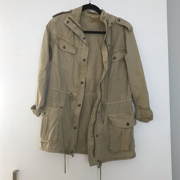 VGUC Aritzia Trooper jacket XSmall - Picture 1 of 8